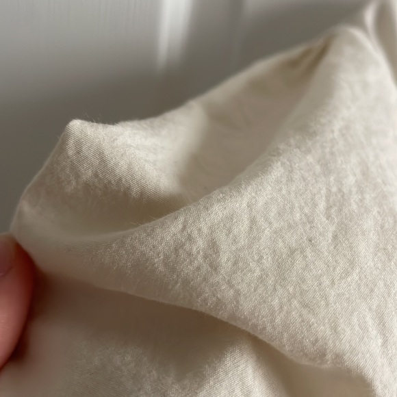 Zara girls cream colored blouse - Picture 3 of 7